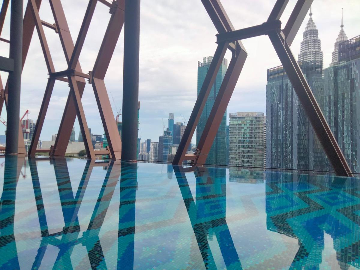Scarletz Suites Klcc I Homebrickz Kuala Lumpur Exterior foto