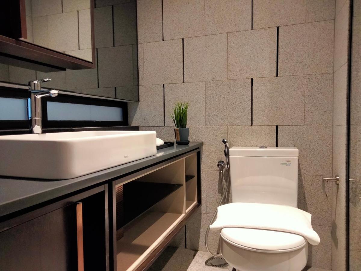Scarletz Suites Klcc I Homebrickz Kuala Lumpur Exterior foto